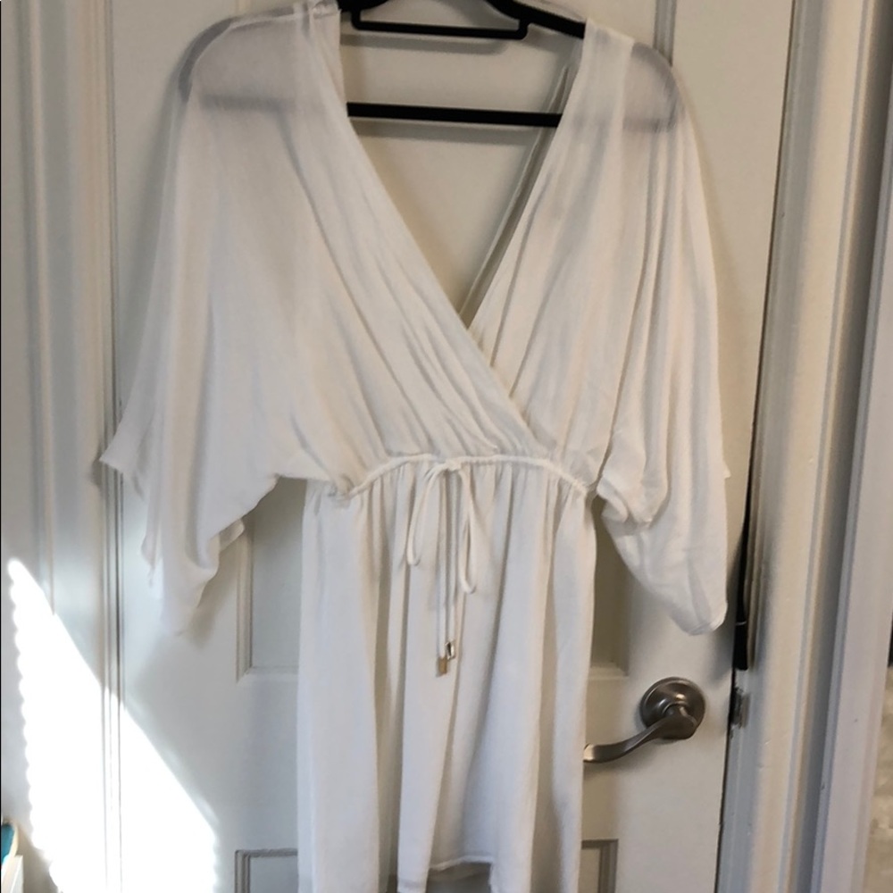 Lulu's White Dress - Picture 3 of 3